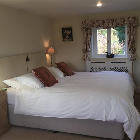 Gorse Farm House B&B Sturminster Newton Exterior photo